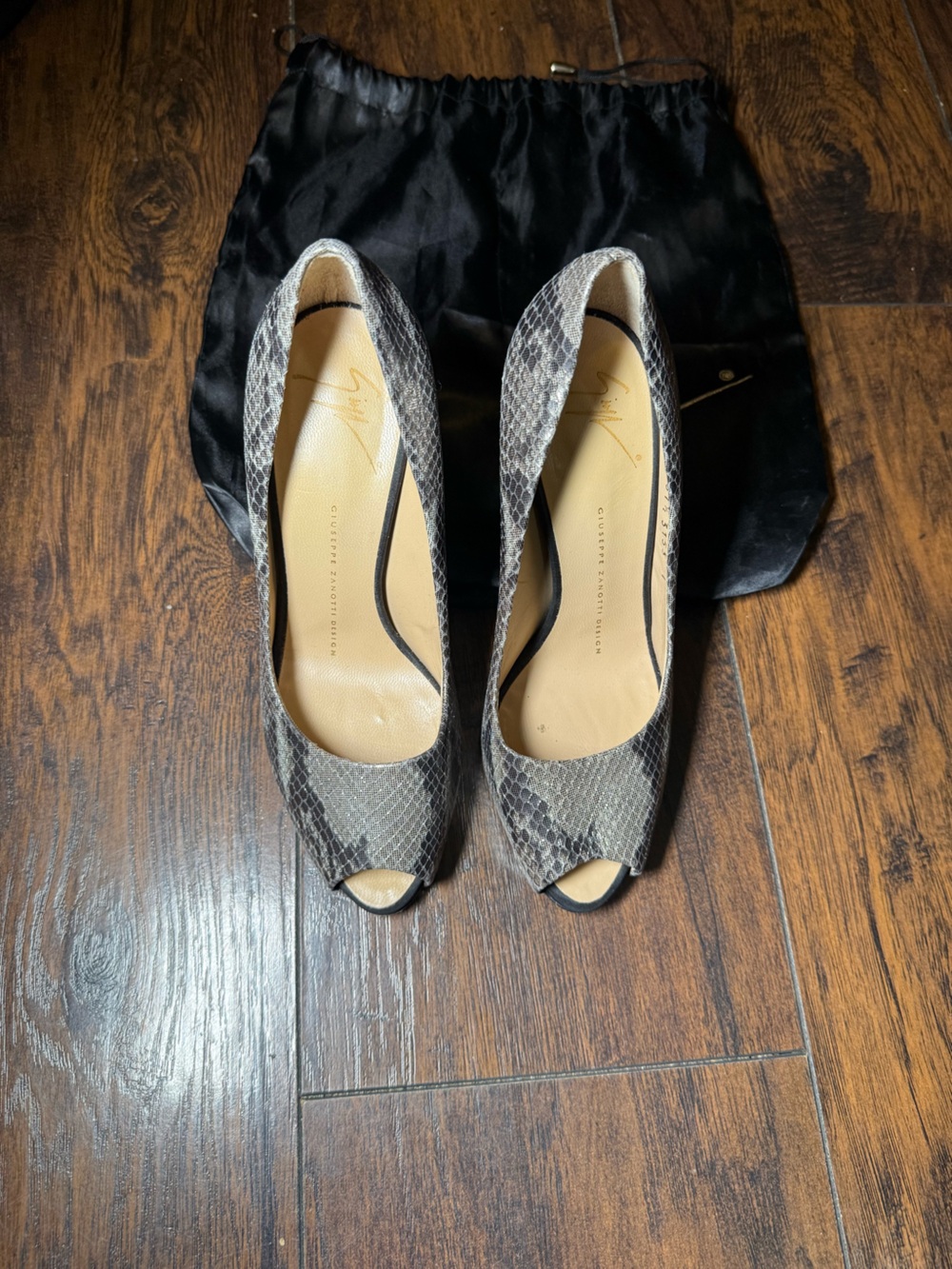 Giuseppe Zanotti Gray Snake-Print Peep-Toe Pumps